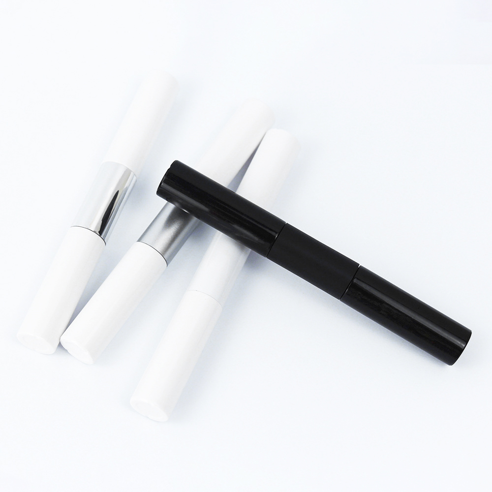 لماذا يعتبر Lash Bond وSeal Lash Glue لمجموعات الرموش أمرًا ضروريًا لحقيبة مكياجك